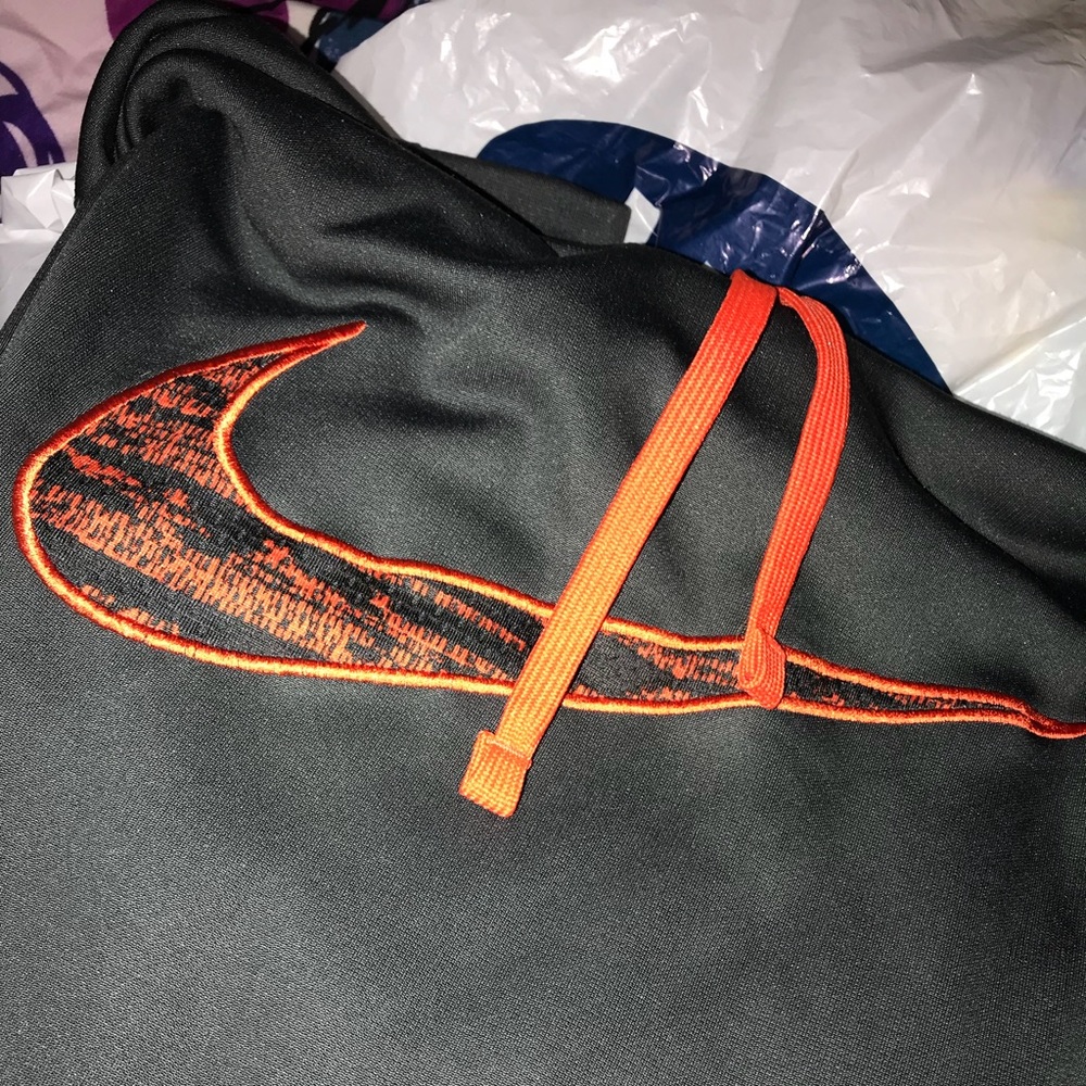 Nike thermafit men’s sweatshirt